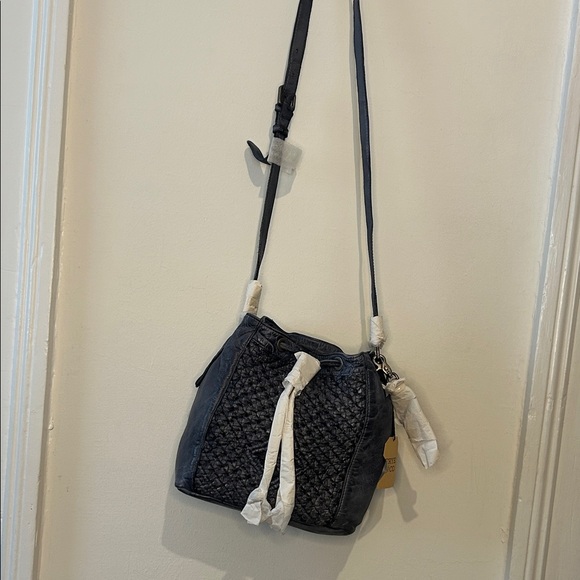 FRYE AND CO. Navy NEW Never Used - Picture 4 of 5